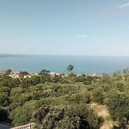 Sea View Hostel *